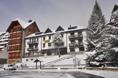 Hotel Tirol Formigal Exteriör bild